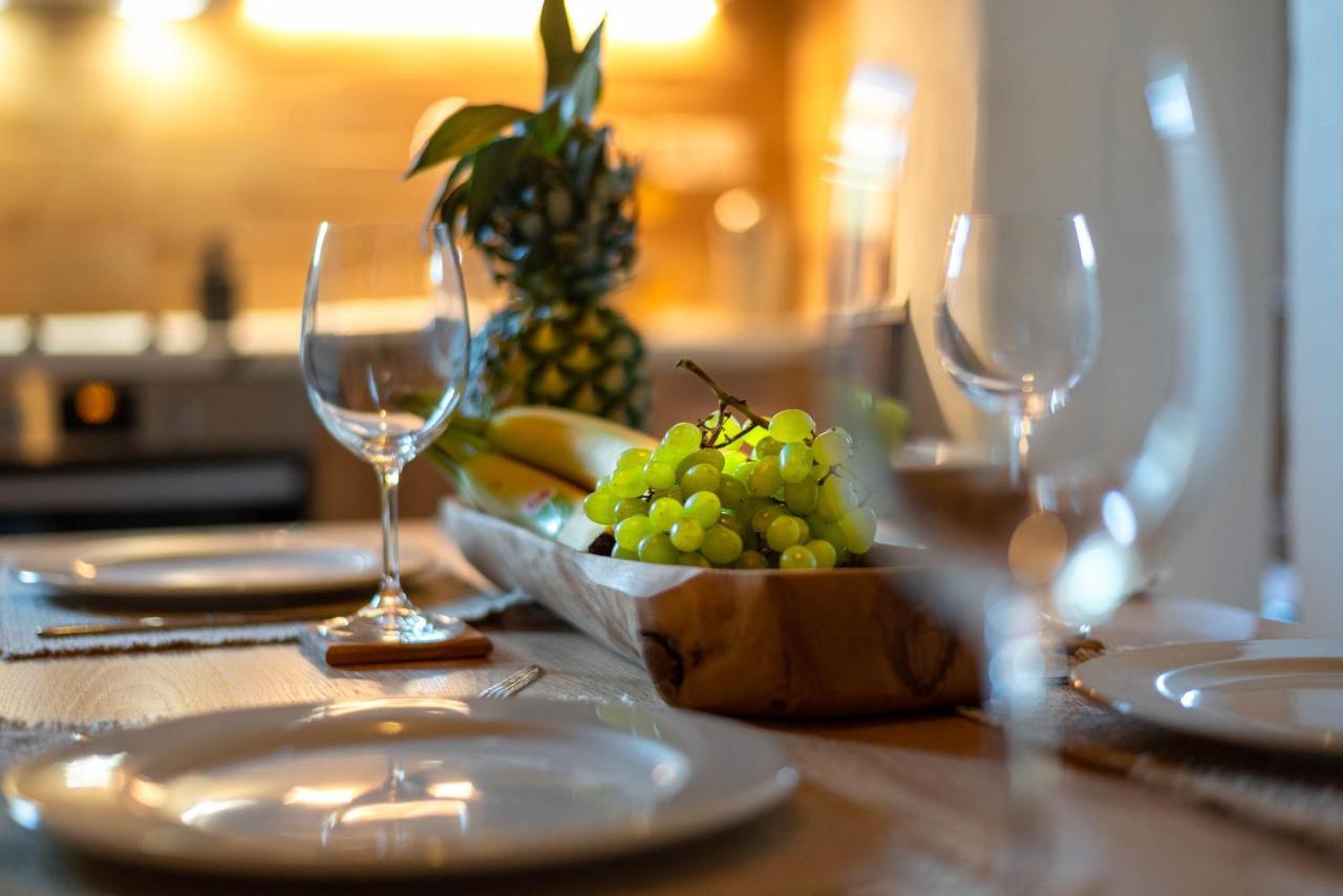 Voyaz Boutique Apartments & Suites -Old Town Rhodes City ภายนอก รูปภาพ