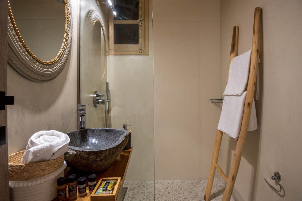 Voyaz Boutique Apartments & Suites -Old Town Rhodes City ภายนอก รูปภาพ